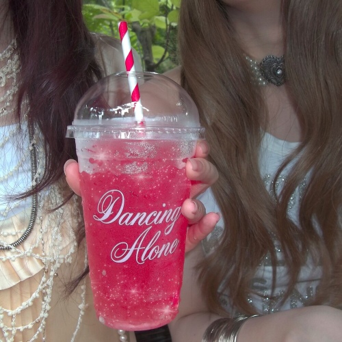 딸기게임 (Strawberry Cheesegame) by KiiiKiii (키키)